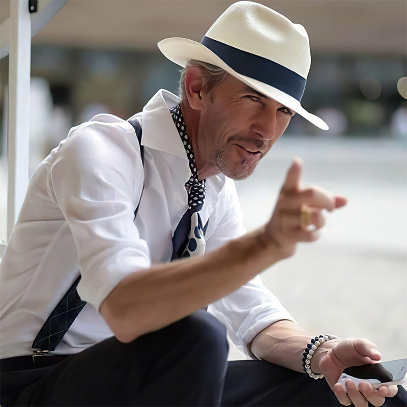 đżHĂ„ndlaget klassisk hatt